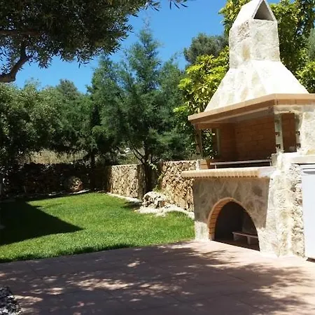 Renata Μεγάλα Χωράφια